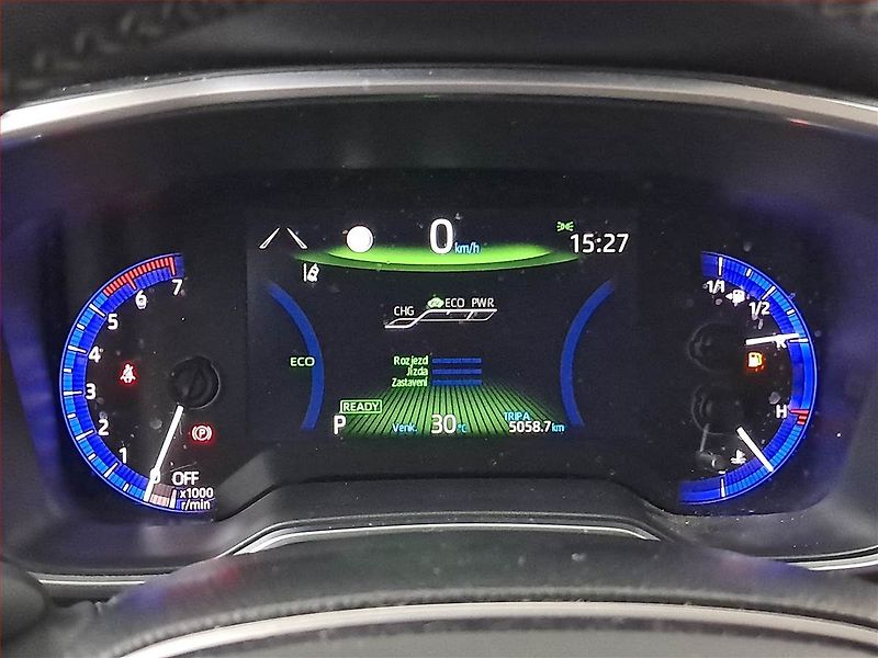 Toyota Corolla (2019) Executive 1.8 Hybrid, Automat - fotka 11 z 18