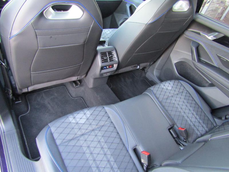 Volkswagen Tayron (2025) R-Line 2,0 TDI 142 kW 4MOT R-L - fotka 23 z 26
