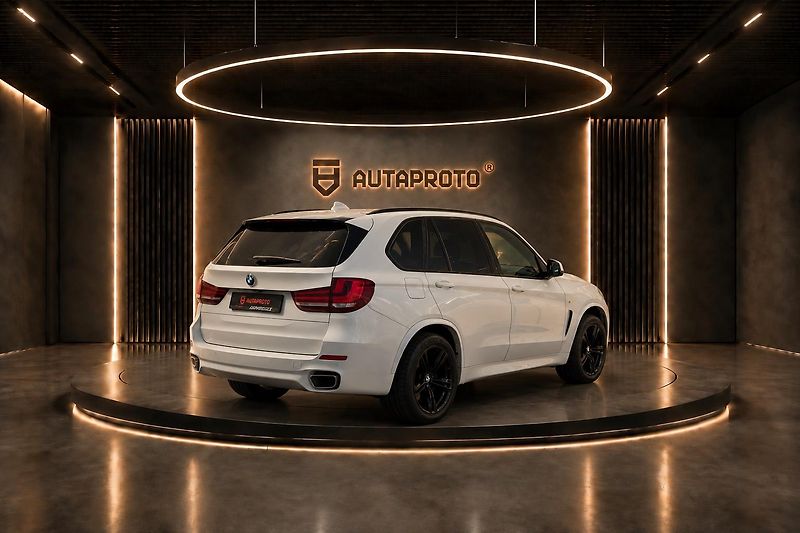 BMW X5 (2017) xDrive25d-Mpaket-KAMERA-Tažné - fotka 6 z 14