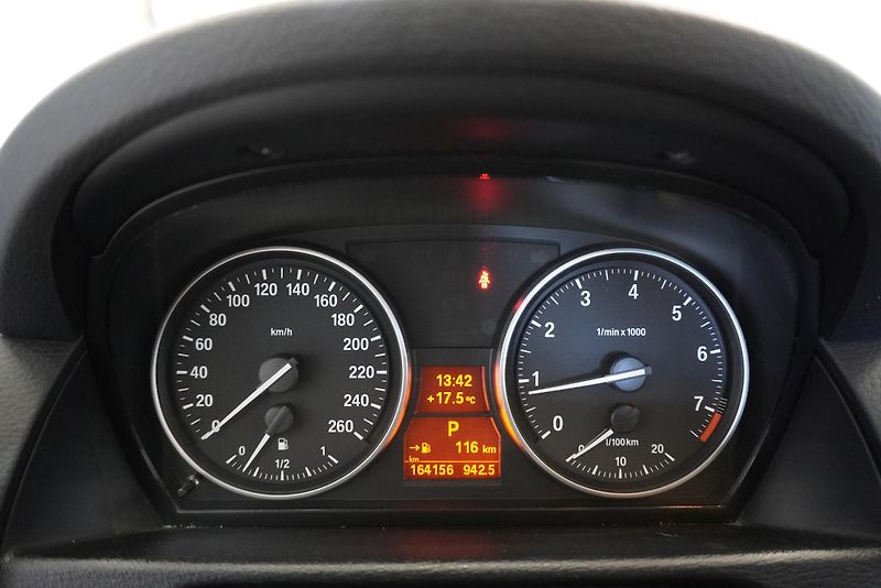 BMW X1 2,0 XDRIVE28I AUT. - fotka 20 z 30