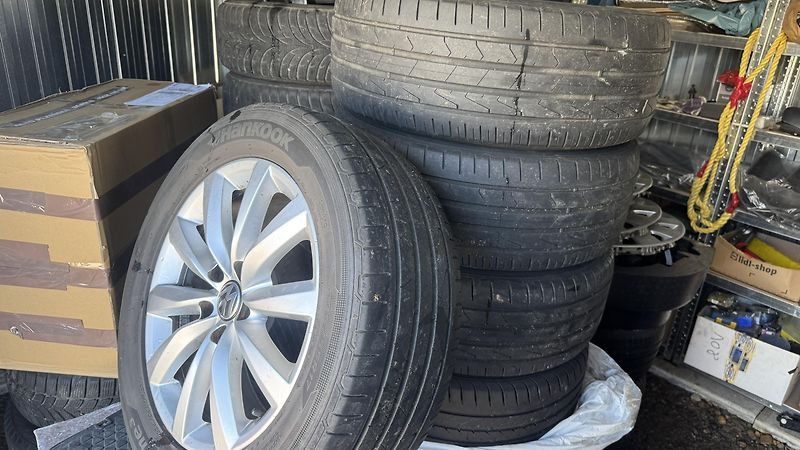 Volkswagen Tiguan 1.4TSi. Rezervace  - fotka 48 z 67