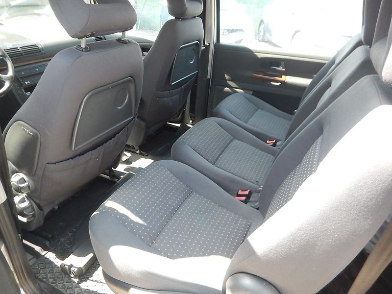 Seat Alhambra 1.9 TDi 85 kw - fotka 9 z 13