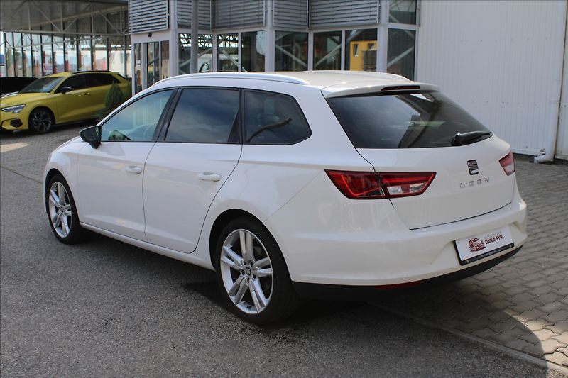 Seat Leon 1,4 TGi Style LED CZ původ - fotka 4 z 4