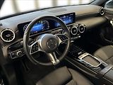 Mercedes-Benz Třídy A 180 Progressive Line - náhled 9