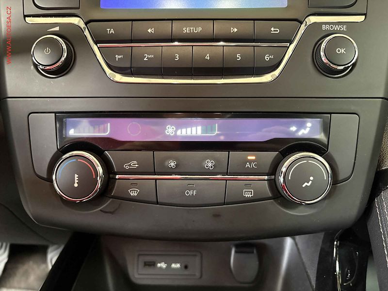 Renault Kadjar (2015) 1.2 TCe, 2.maj,ČR, Výhř.sed. - fotka 13 z 15