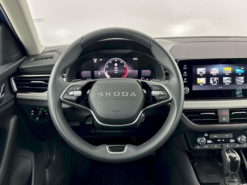 Škoda Scala (2025) DSG 1.0TSI 85kW Top Selection - fotka 9 z 29