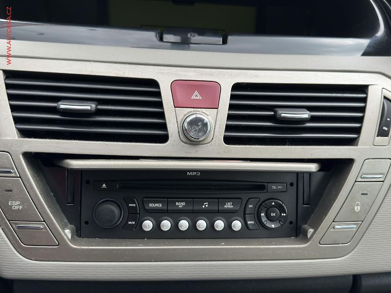 Citroën C4 Picasso (2008) 1.6HDi, AC - fotka 17 z 18