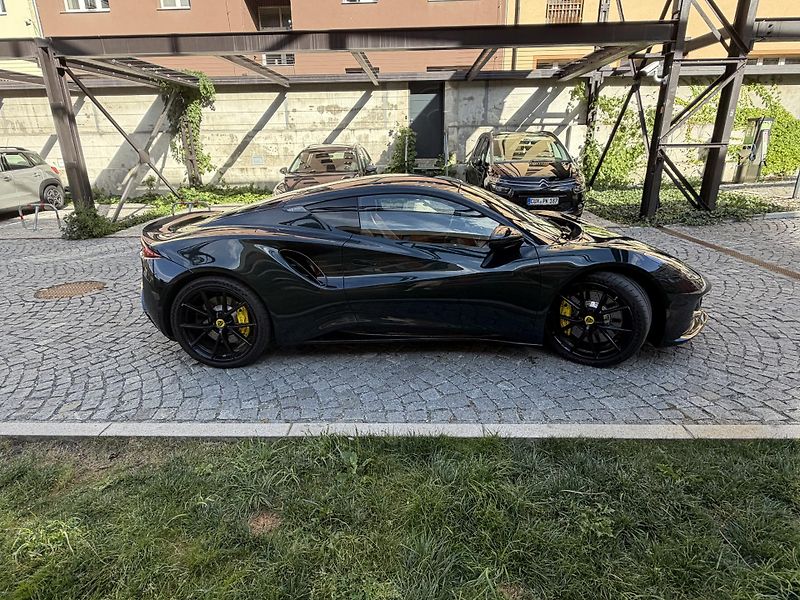 Lotus Emira (2023) V6 Manuál First Edition - fotka 6 z 9