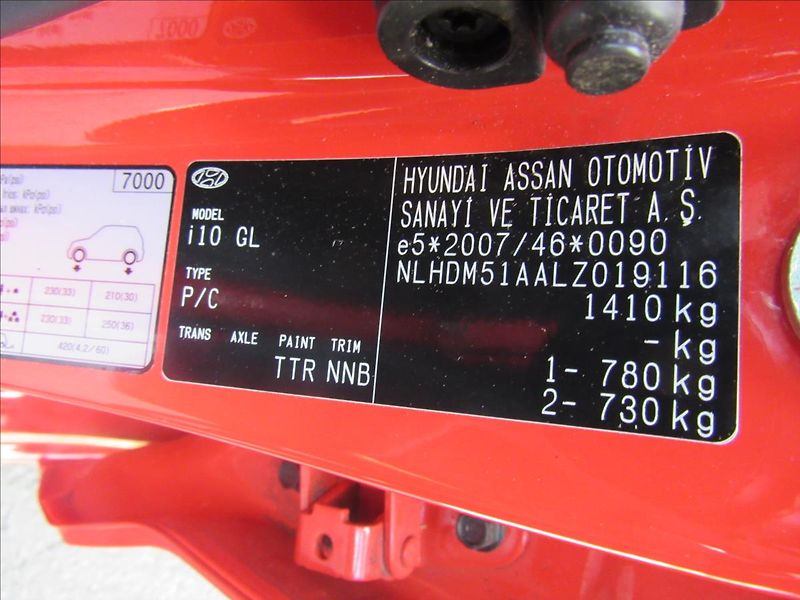 Hyundai i10 1,0 MPi 49kW - fotka 25 z 28