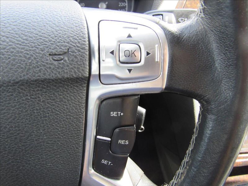 Ford Mondeo 2,0 Flexifuel Ethanol/Benzín 1 - fotka 19 z 31