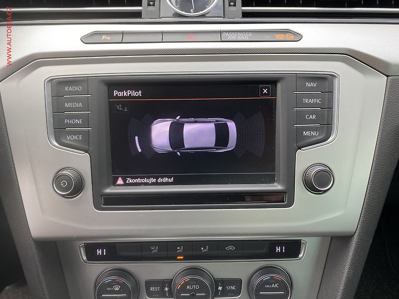 Volkswagen Passat (2015) 1.4 TSi, Comfortline, LED - fotka 18 z 18
