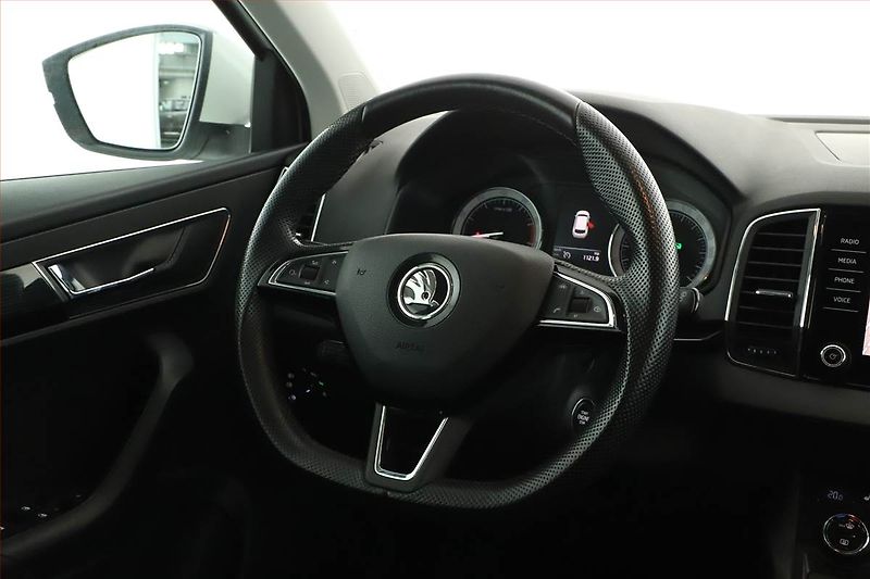 Škoda Karoq (2017) Style 1.5 TSI, Automat - fotka 9 z 19