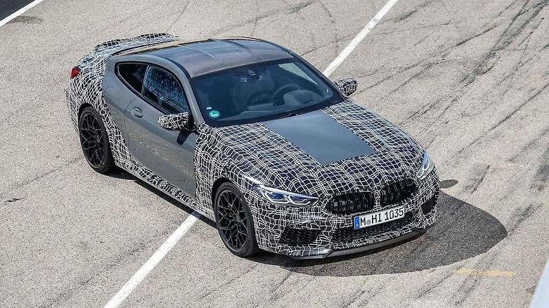 Nové BMW M8 dostalo tlačítko M Mode a zcela nový brzdový systém