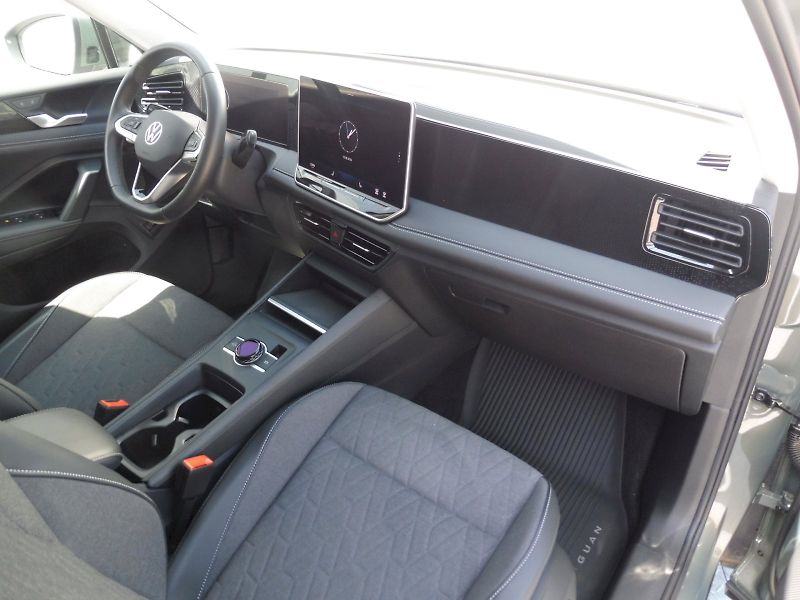 Volkswagen Tiguan (2025) People 1,5 eTSI 96kW mHEV DSG - fotka 8 z 29