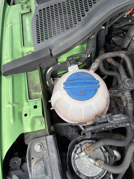 Škoda Rapid 1,6TDI 77kW Po Rozvodech - fotka 22 z 23