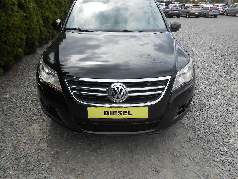 Volkswagen Tiguan 2.0TDi 103KW,,XENONY,DSG - fotka 36 z 40