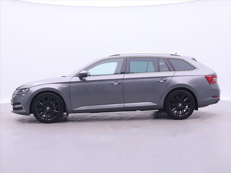 Škoda Superb 2,0 TDI 147kW CZ 4x4 L&K DSG D - fotka 4 z 52