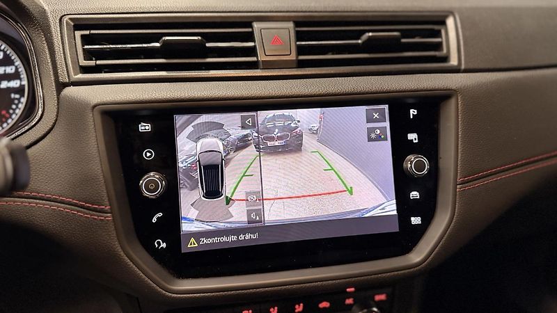 Seat Arona (2019) 1.0TGI- FR,LED,ZÁRUKA  - fotka 33 z 35