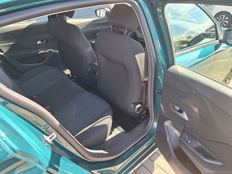 Peugeot 308 (2026) STYLE Hybrid 145 e-DCS6 - fotka 14 z 15