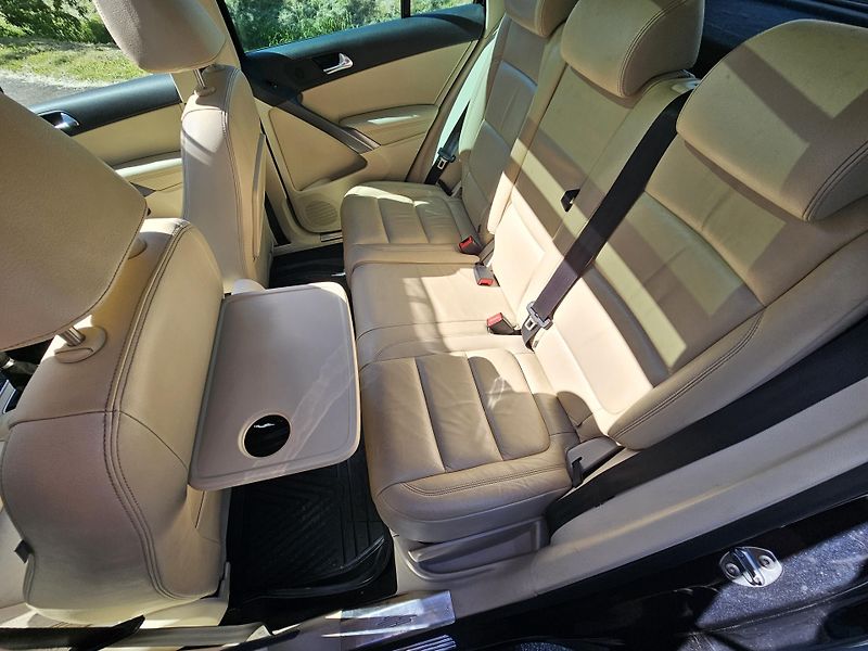 Volkswagen Tiguan (2009) 2.0TDI, 4MOTION, PANORAMA - fotka 16 z 21