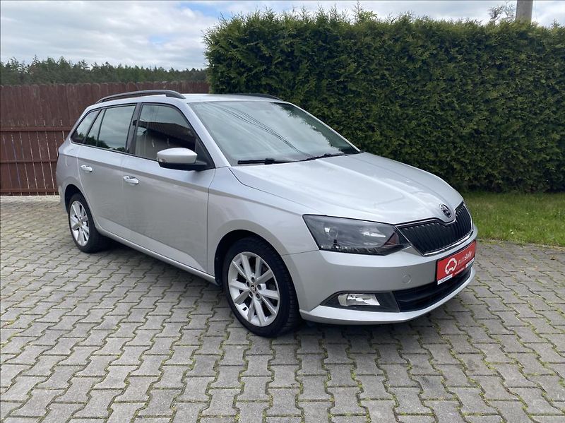 Škoda Fabia 1,4 TDI Ambition - fotka 7 z 39