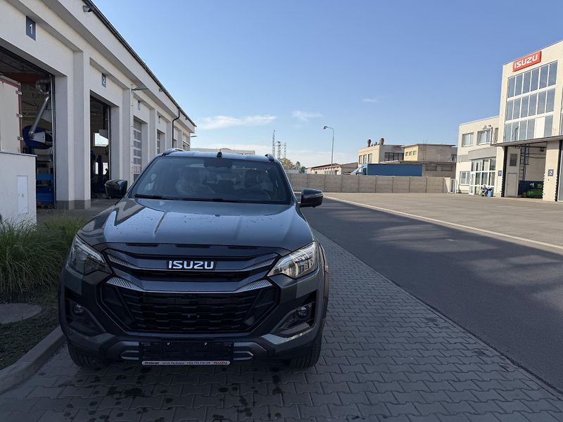 Isuzu D-Max (2026) Double Cab 2,2l V-CROSS A/T - fotka 4 z 20