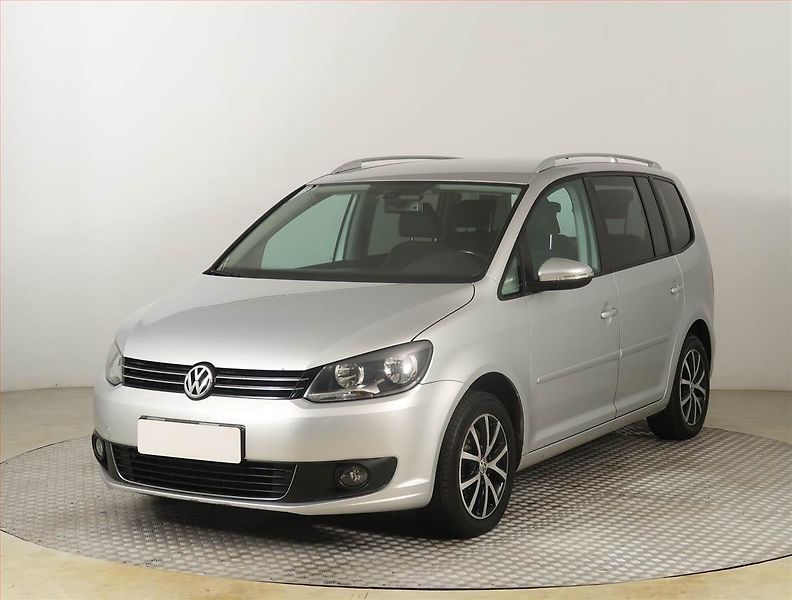 Volkswagen Touran (2011) Comfortline 2.0 TDI - fotka 2 z 19