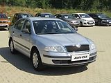 Škoda Octavia (2011) 1.4 16V, ČR, AC - náhled 1