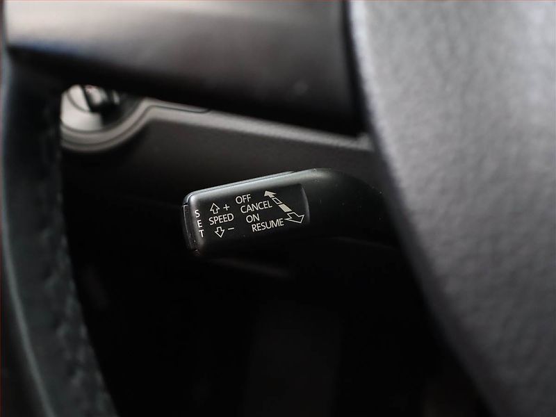 Volkswagen Passat (2009) 1.4 TSI, po STK, udržované - fotka 11 z 11