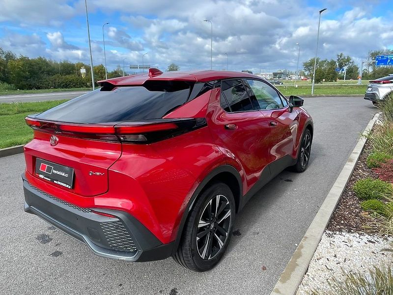 Toyota C-HR 1.8 Hybrid FWD Style - fotka 5 z 28