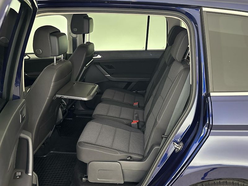 Volkswagen Touran Comfortline DSG - fotka 8 z 29