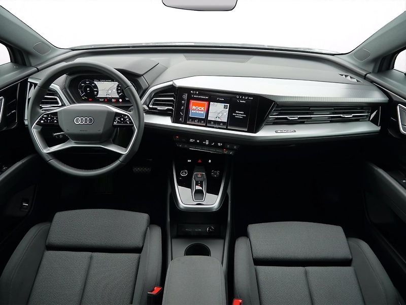 Audi Q4 e-tron 40 Sportback Keyless Asistence - fotka 11 z 18