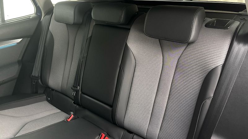 Škoda Enyaq 82 kWh AUT 80 Clever - fotka 16 z 33