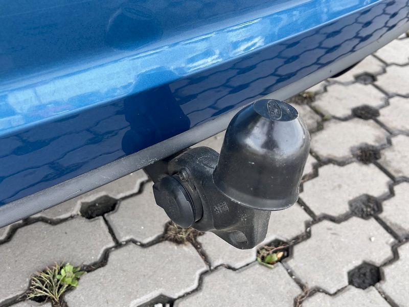 Volkswagen Touran (2022) 1.5 TSI 110 kW DSG Highline - fotka 33 z 35