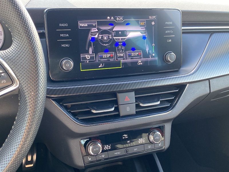 Škoda Kamiq (2022) 1.0 TSI Monte Carlo - fotka 22 z 30