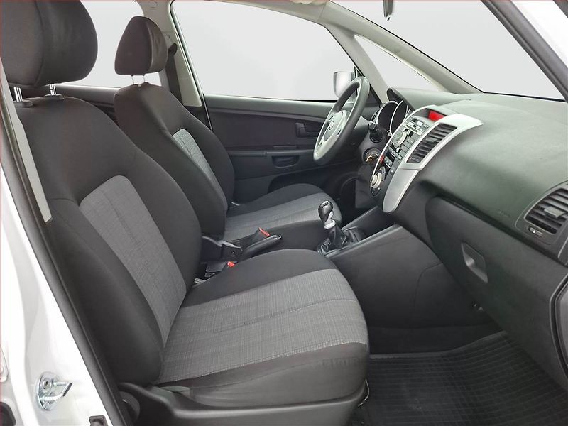 Kia Venga (2011) 1.4 CVVT, LPG, nová STK - fotka 9 z 17