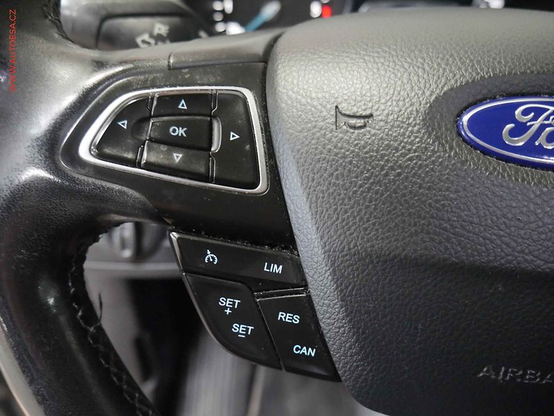 Ford Kuga (2017) 1.5TDCi, ČR, Navi, park.čidla - fotka 14 z 21
