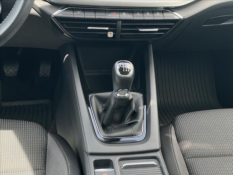 Škoda Octavia 2,0 TDI Ambition Plus KESSY - fotka 13 z 24