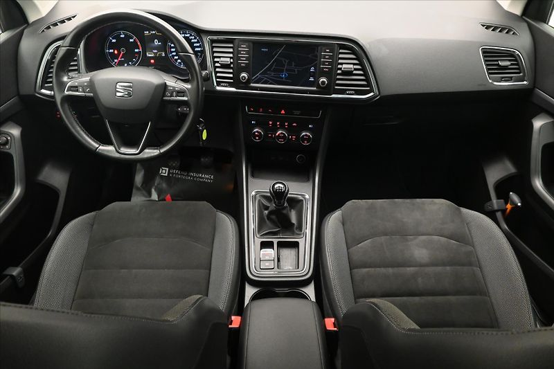 Seat Ateca 1,6 TDi 85kW ALCANTARA LED Zár - fotka 15 z 30