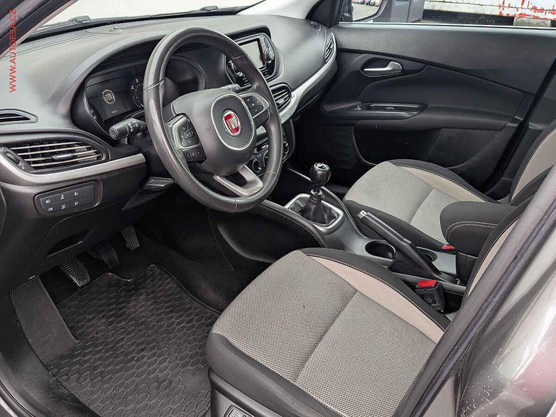 Fiat Tipo (2016) 1.6 MultiJet, AC, výhřev sed - fotka 9 z 16