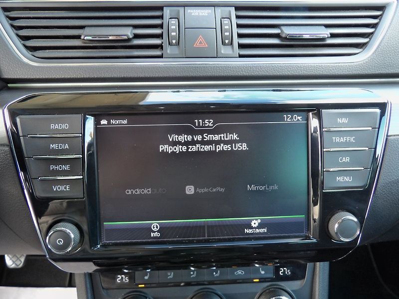 Škoda Superb 2.0TDI Style ČR Canton ACC Kam - fotka 23 z 36