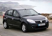 Úspěch zaznamenal i levný hatchback Sandero
