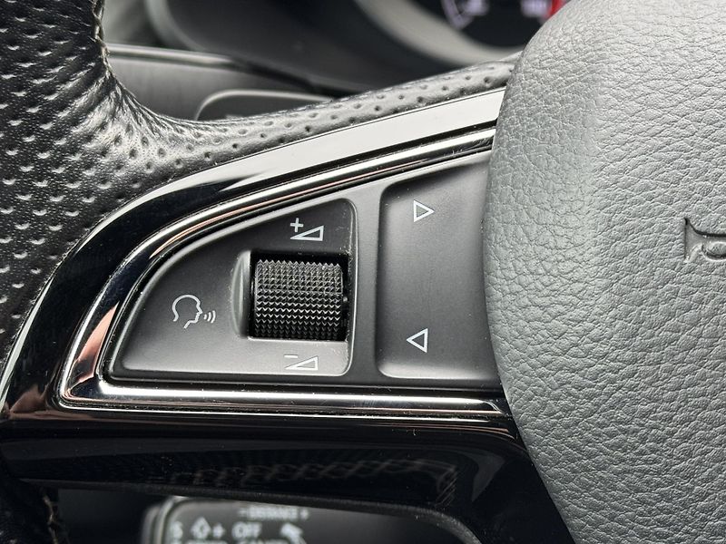 Škoda Kodiaq (2018) 2.0TSi DSG SportLine, 4X4, RZV - fotka 30 z 54