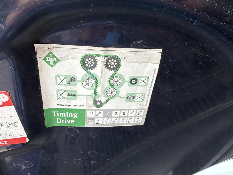 Škoda Octavia 2.0 TDI DSG - fotka 23 z 23