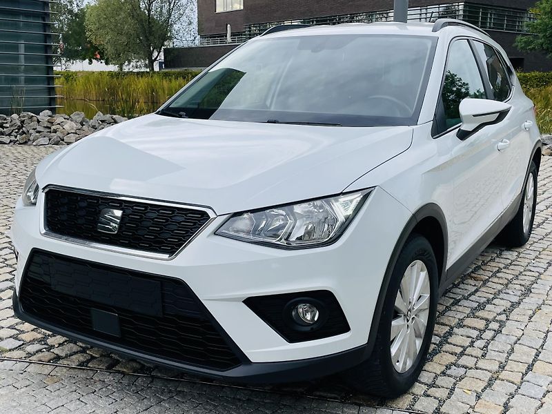 Seat Arona 1.0TSI 85KW 1.MAJITEL SENZORY  - fotka 4 z 43
