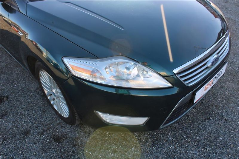 Ford Mondeo 2,0 TDCi  STK 9/27,DIG.KLIMA - fotka 22 z 26