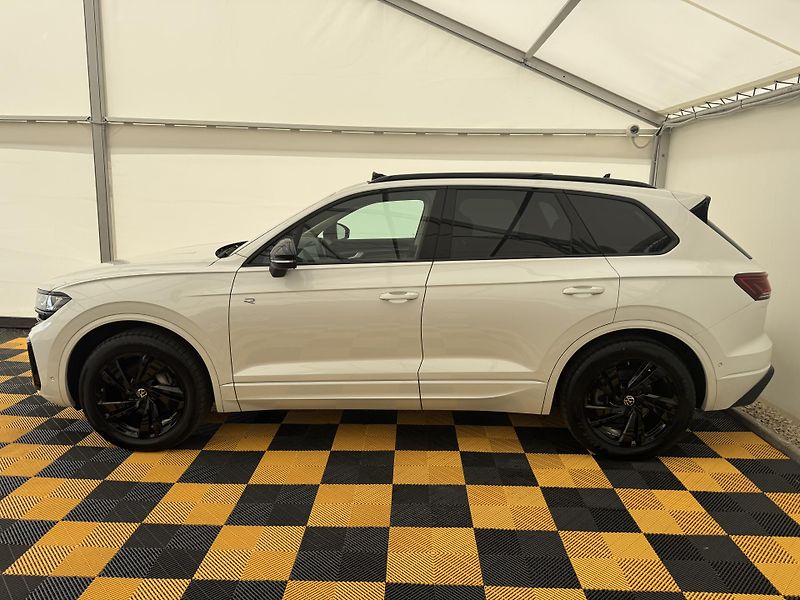 Volkswagen Touareg 3.0Tdi*1-MAJ*DPH*R-LINE*PANO* - fotka 4 z 48