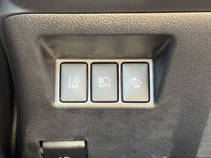 Toyota Yaris 1.5i, ČR, Trend, 2xKola - fotka 21 z 29