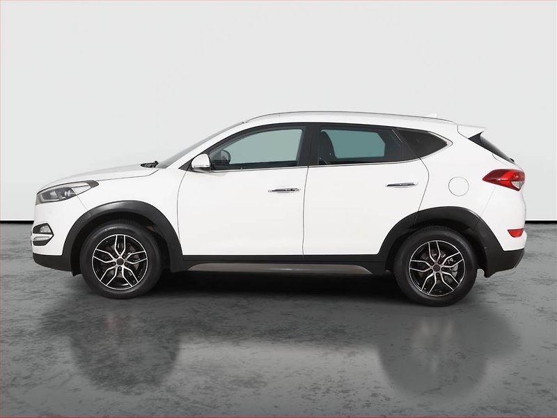Hyundai Tucson (2016) 1.6 T-GDI, 4X4, Serv.kniha - fotka 3 z 22