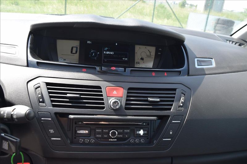 Citroën C4 Picasso 1,6 HDI 82KW NÍZKÉ KM 2XKOLA - fotka 43 z 50
